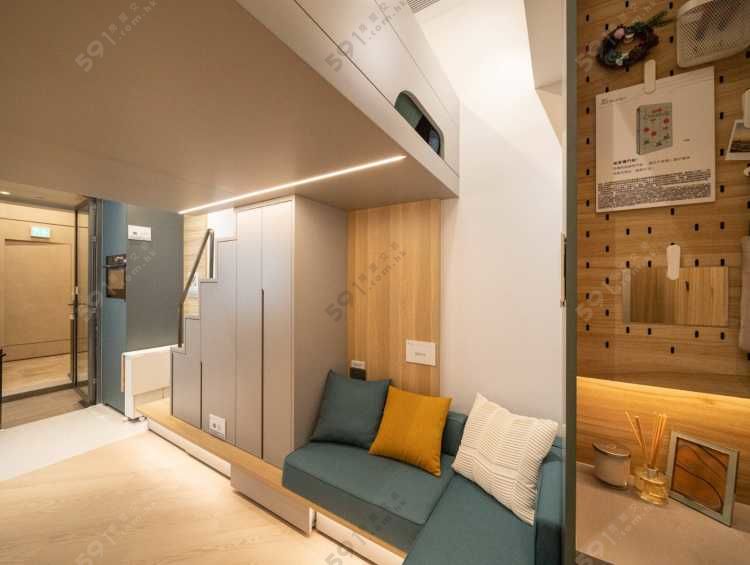 18樓A室開放式Studio備有傢俱及配置示範單位